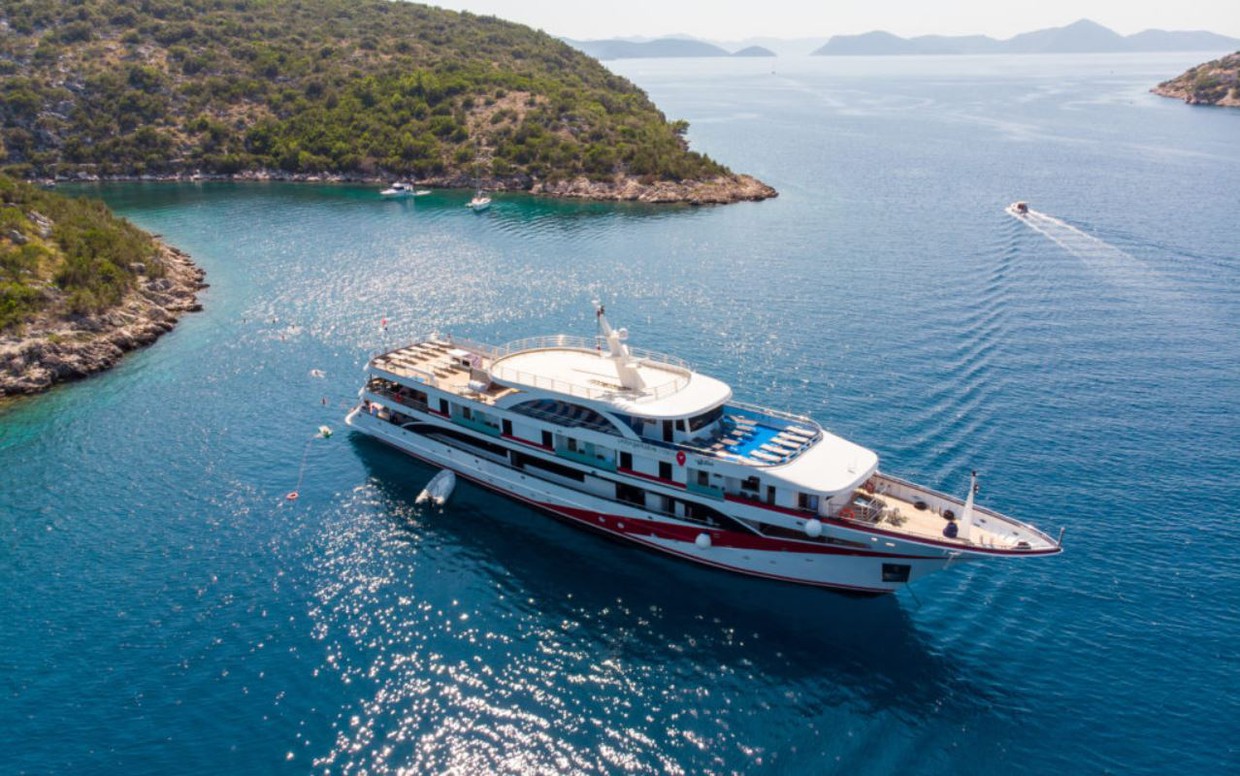 dubrovnik to split boat tour